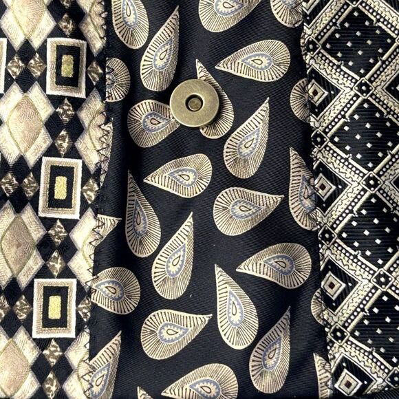 Charmonix Tergal Necktie Bag Wm's Crossbody 7.5"x10.5" Blk/Gold Fabric Print - Picture 10 of 10